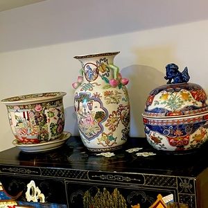 Chinese pot set